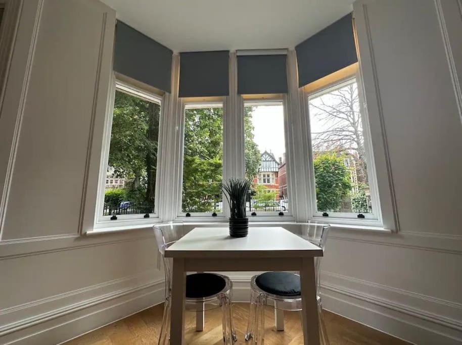 Superior Stay, Sophia Gardens, City Centre And Stadium Sleeps 4 Cardiff Extérieur photo