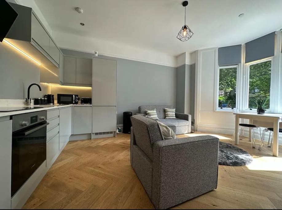 Superior Stay, Sophia Gardens, City Centre And Stadium Sleeps 4 Cardiff Extérieur photo