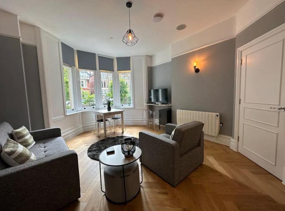 Superior Stay, Sophia Gardens, City Centre And Stadium Sleeps 4 Cardiff Extérieur photo